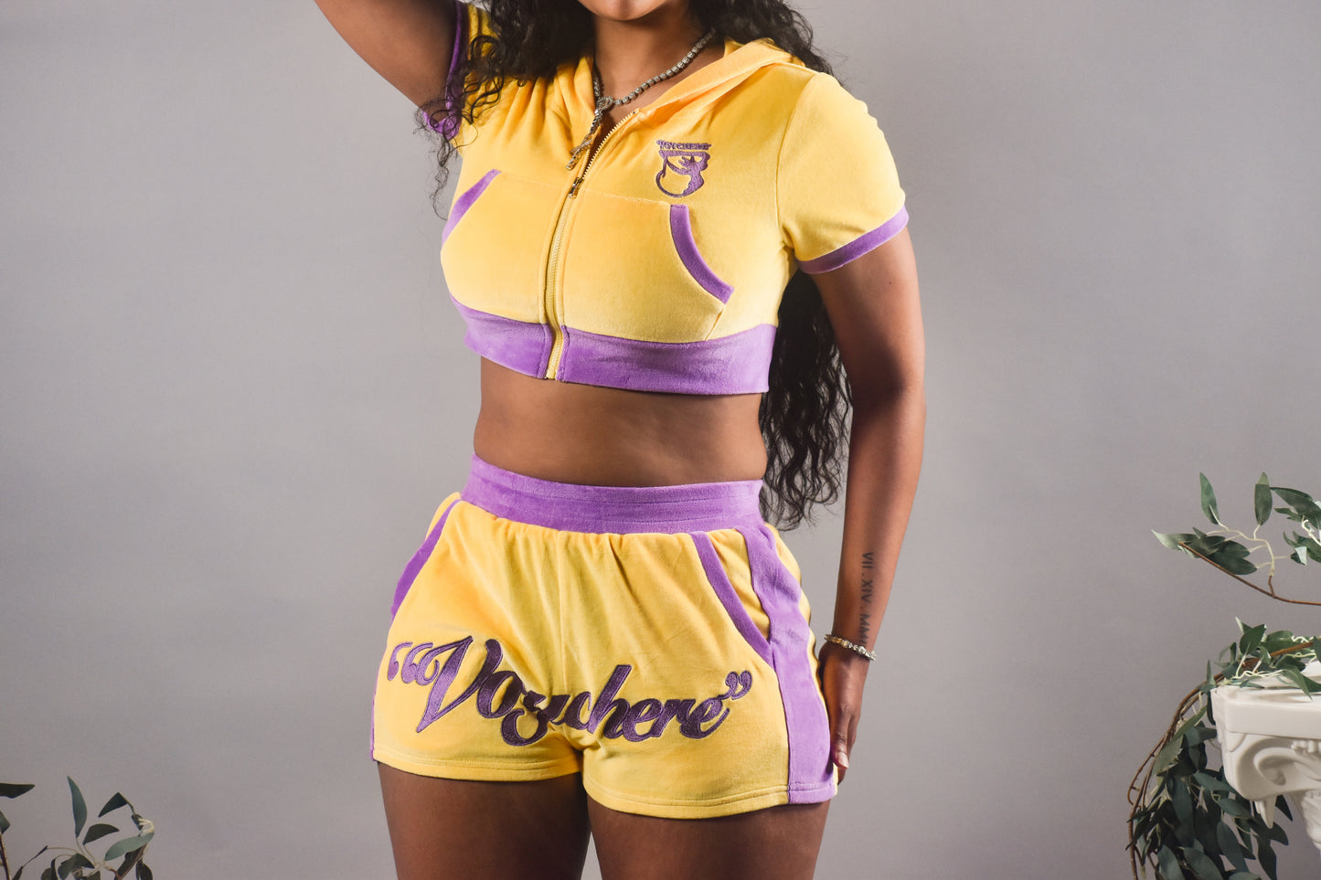 VOYCHERE Season 1 Women's Yellow Outfit