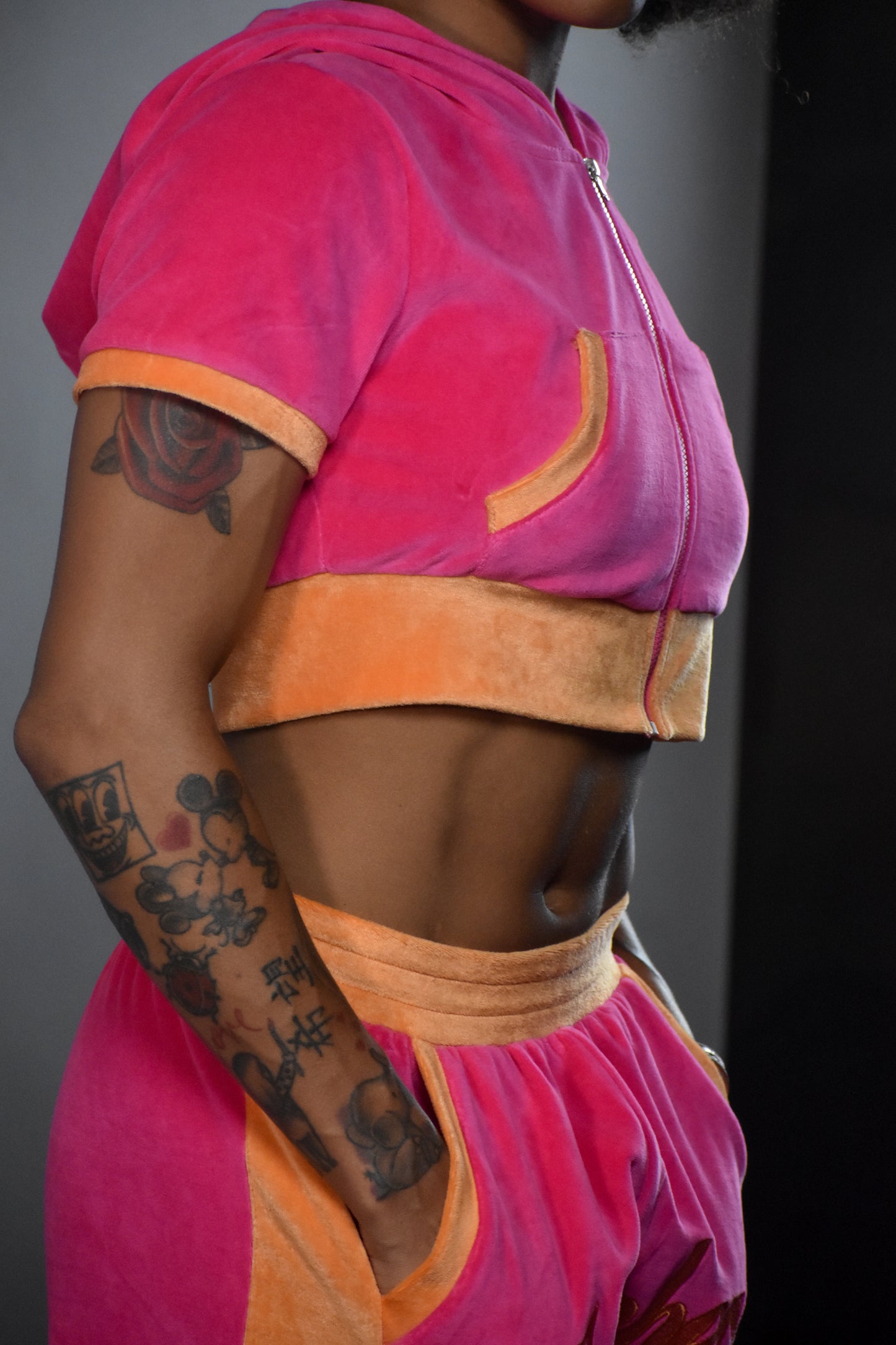 VOYCHERE Season 1 Women's Pink Outfit