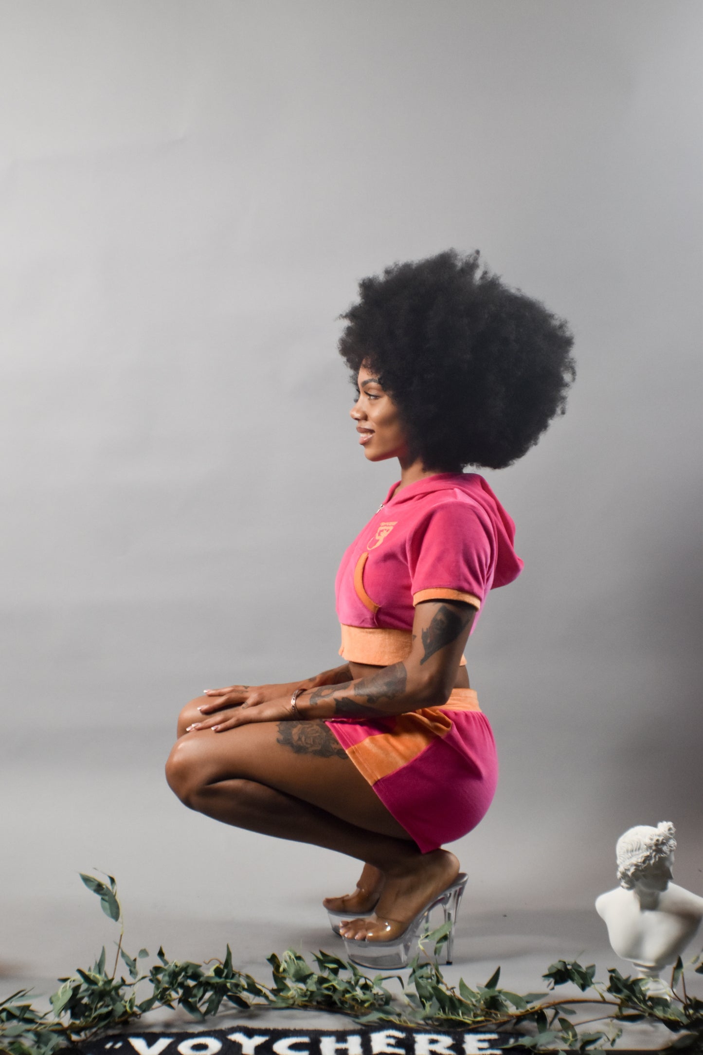VOYCHERE Season 1 Women's Pink Outfit